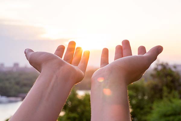 hands